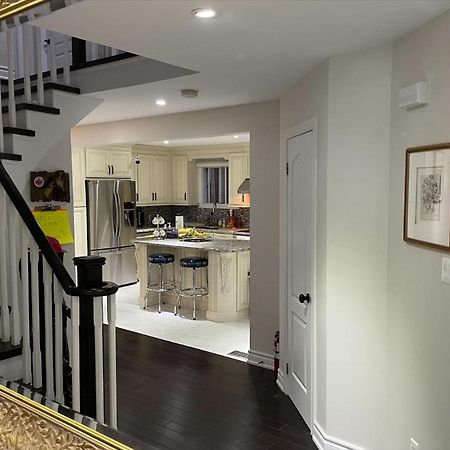 77 Nice And Warm Series Rooms Toronto Ngoại thất bức ảnh