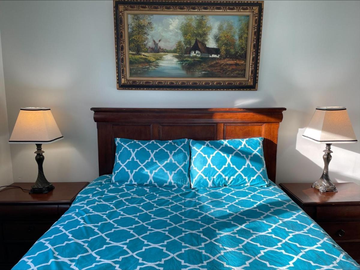 77 Nice And Warm Series Rooms Toronto Ngoại thất bức ảnh