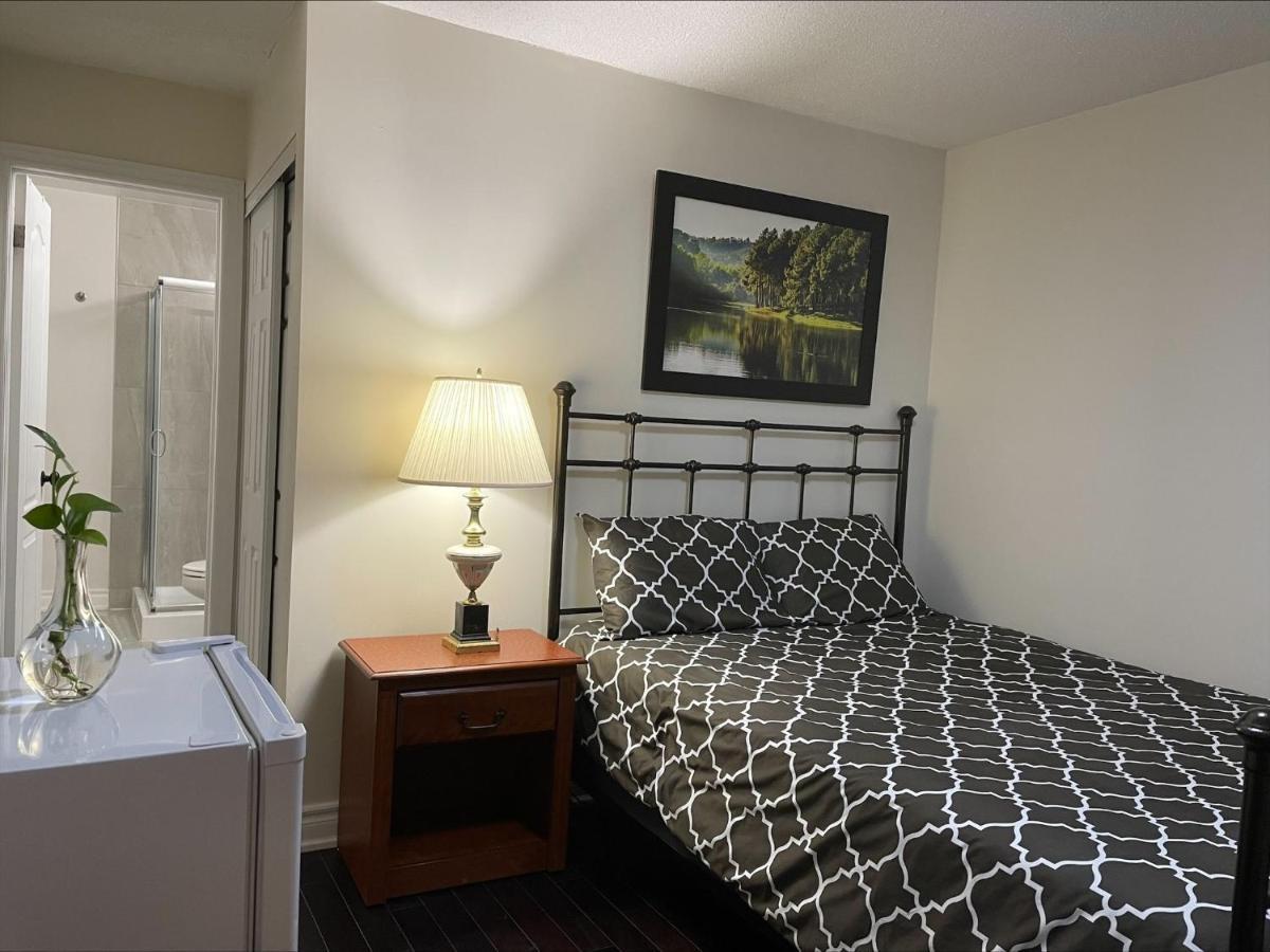 77 Nice And Warm Series Rooms Toronto Ngoại thất bức ảnh