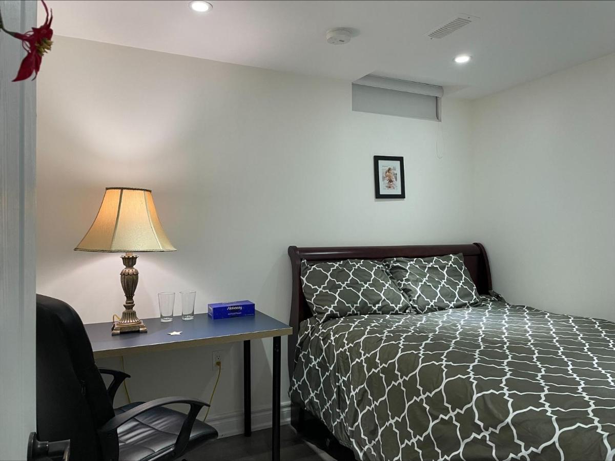77 Nice And Warm Series Rooms Toronto Ngoại thất bức ảnh