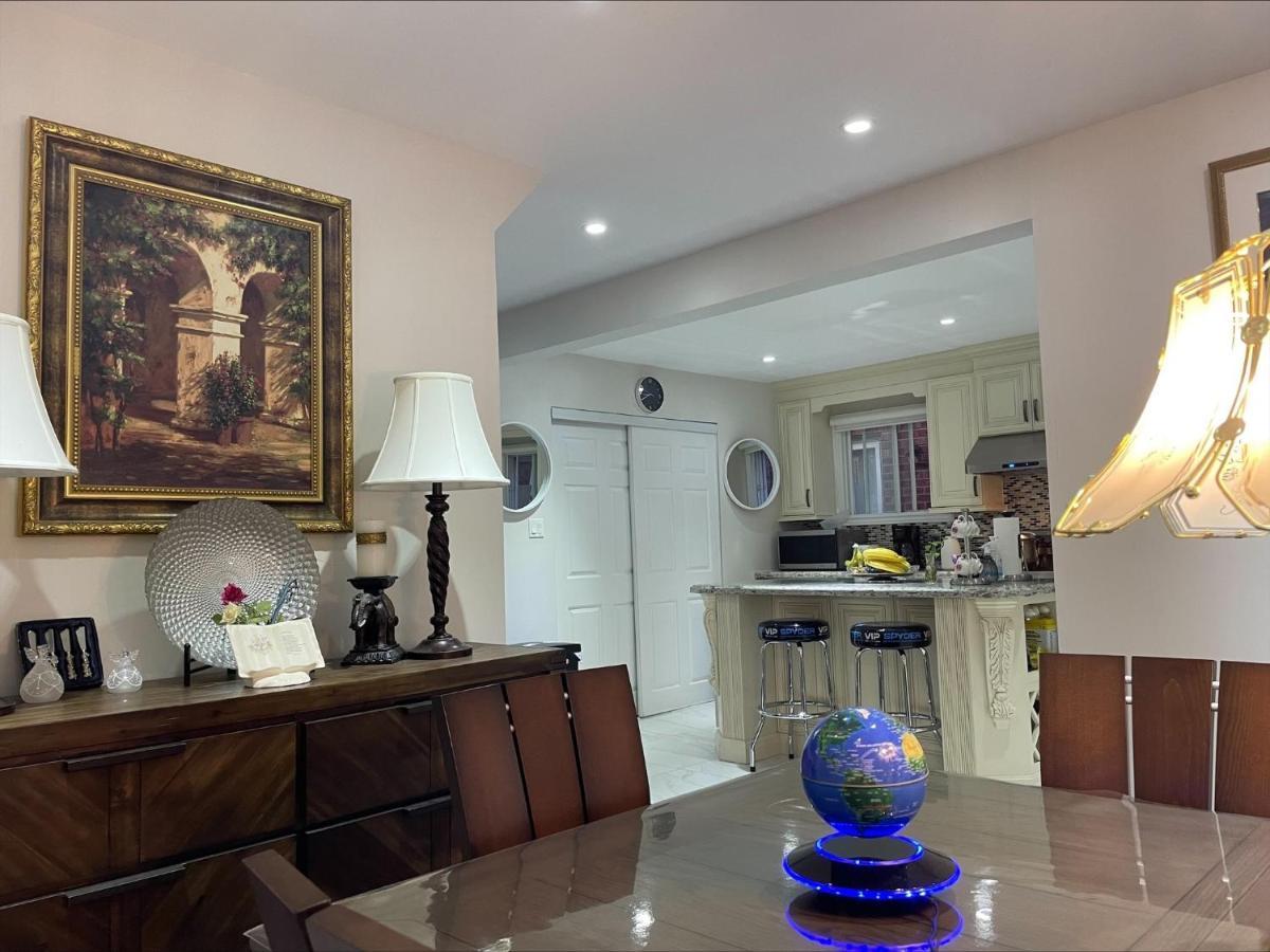 77 Nice And Warm Series Rooms Toronto Ngoại thất bức ảnh